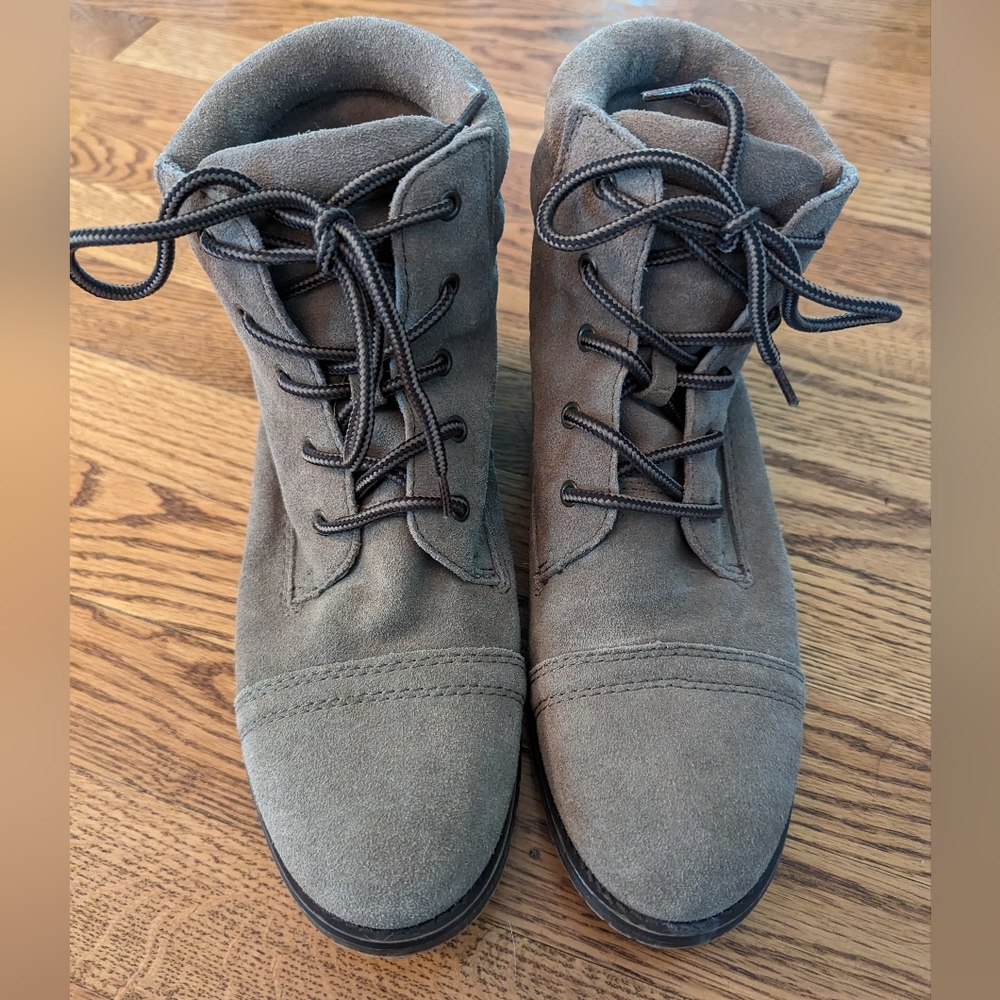 Steve Madden tan boots suede 90's y2k